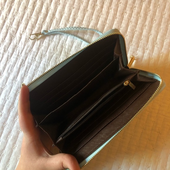 Wallet - Picture 3 of 7